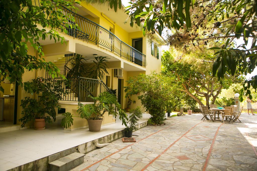 Irena Studios & Apartments Svoronata Exterior foto
